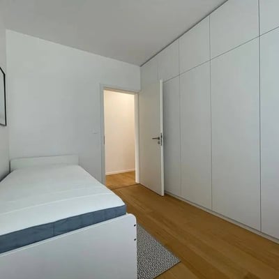 Location d’un appartement spacieux de 3 pièces, 99 m², quartier Dúbravka, Bratislava, Slovaquie